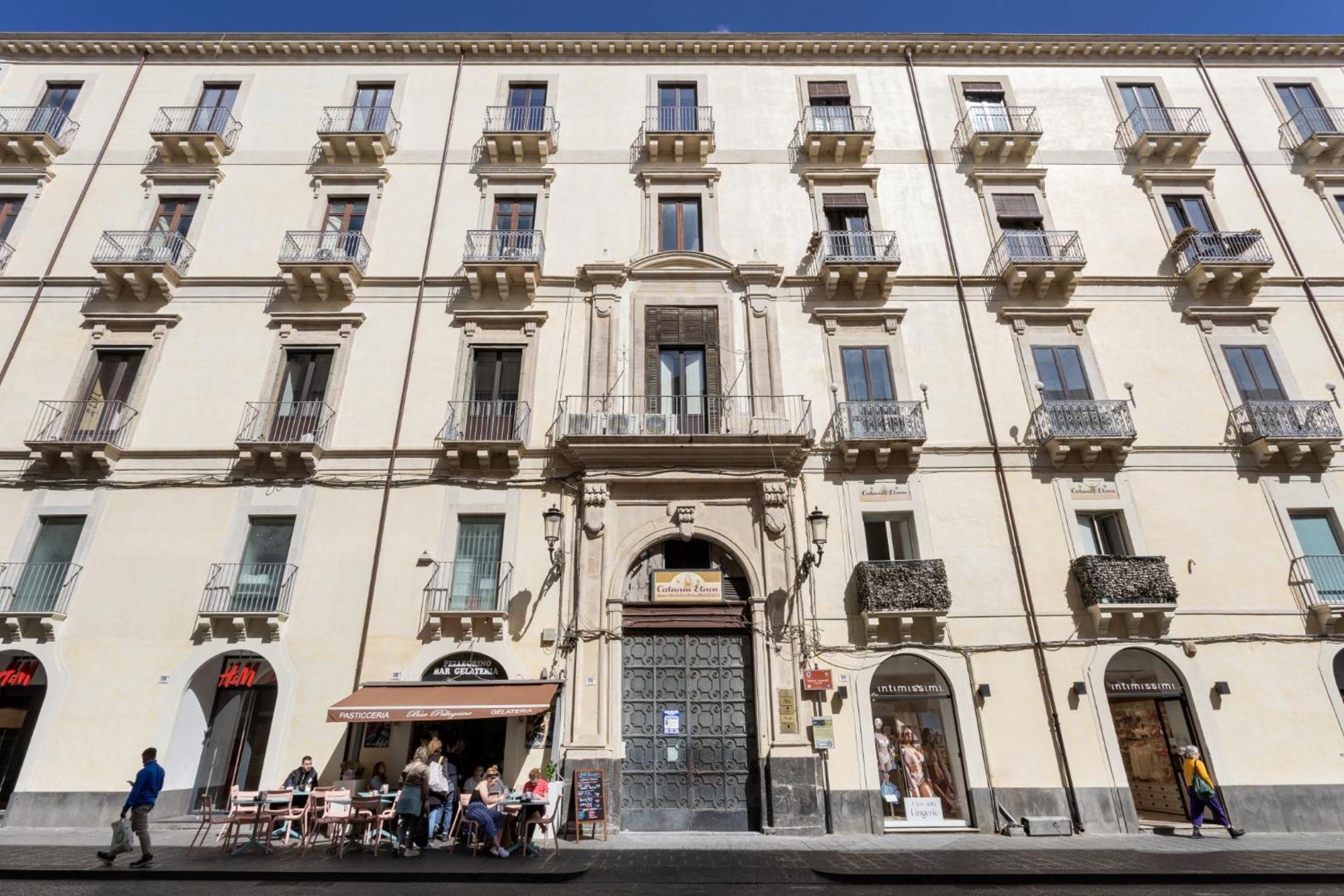 Palazzo Costarelli - Bed And Breakfast Catania-Fontanarossai nemzetközi repülőtér Kültér fotó