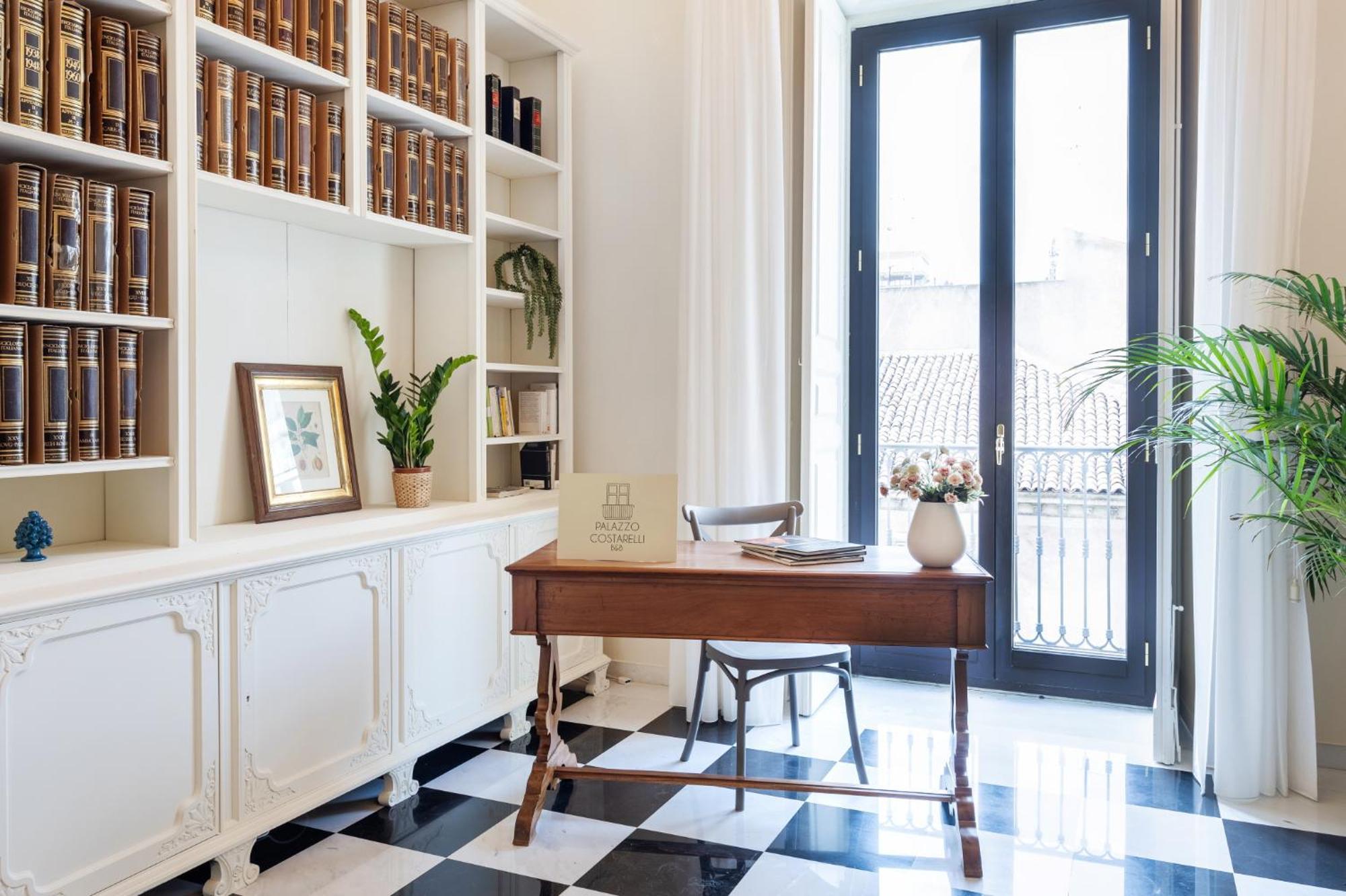 Palazzo Costarelli - Bed And Breakfast Catania-Fontanarossai nemzetközi repülőtér Kültér fotó